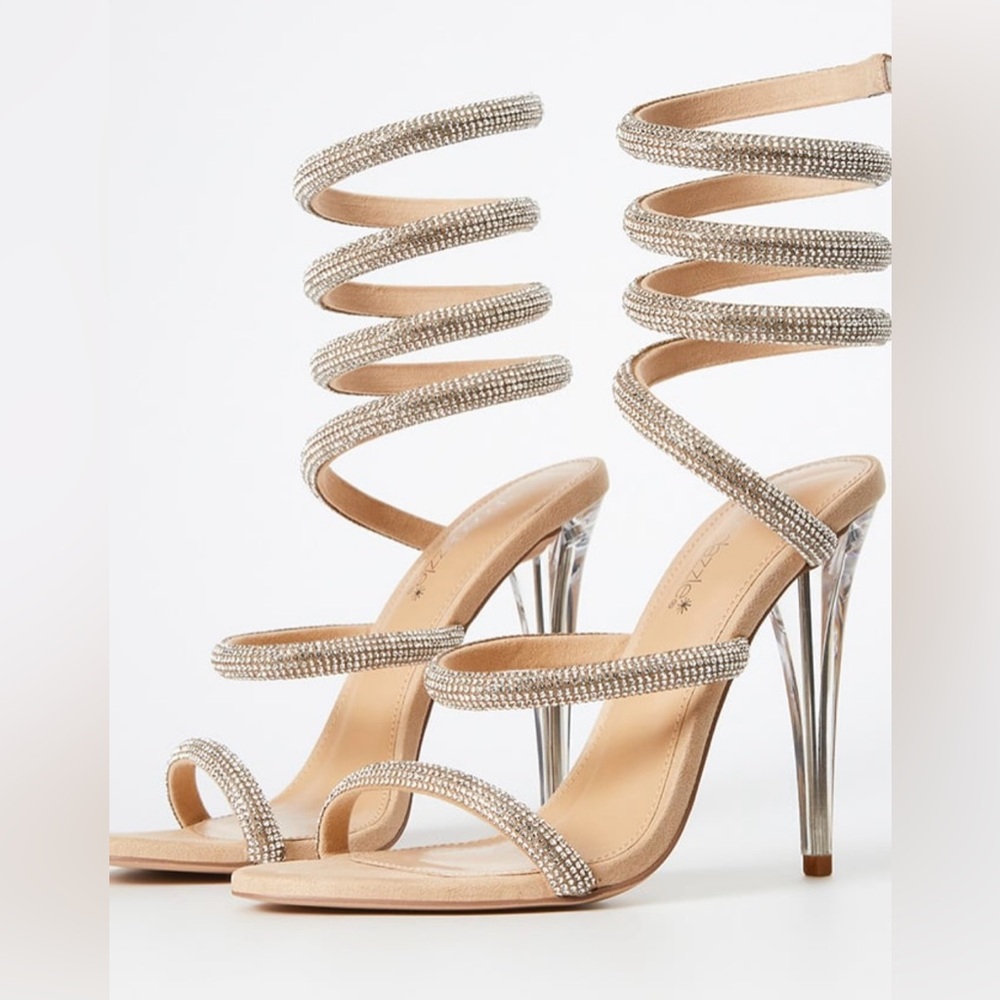 SOLD!
Kenzy Spiral Heeled Sandal